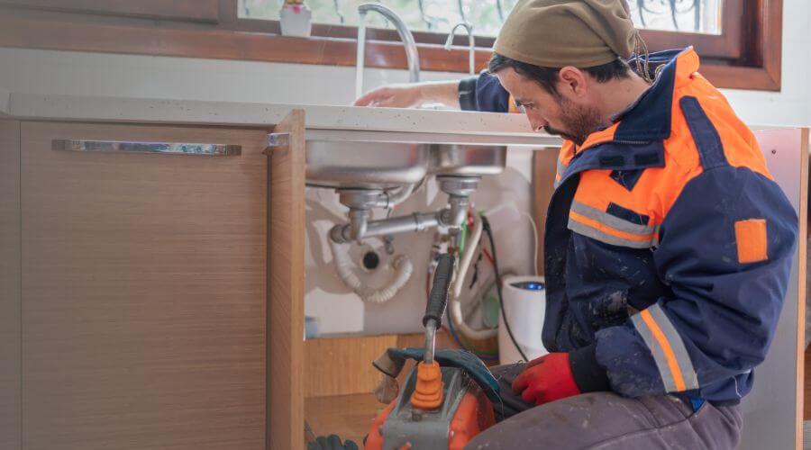 Professional Water heater repair in Carleton, MI